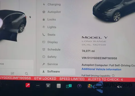 2021 Tesla Model Y Long Range Dual Motor All-Wheel Drive z USA, uszkodzony, nr VIN 5YJYGDEE3MF190958